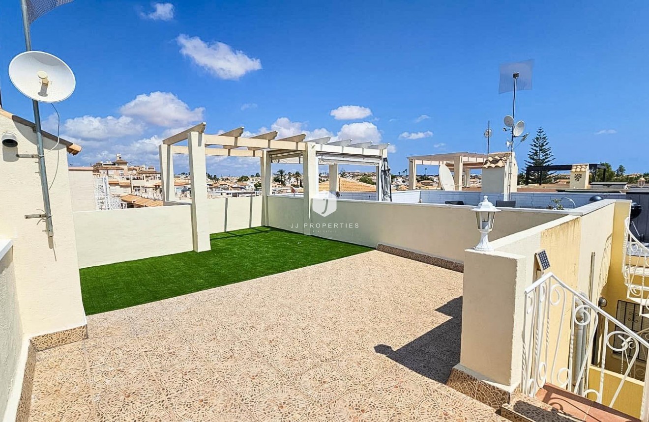 Tweedehands - Appartement / flat -
Orihuela Costa - La Florida