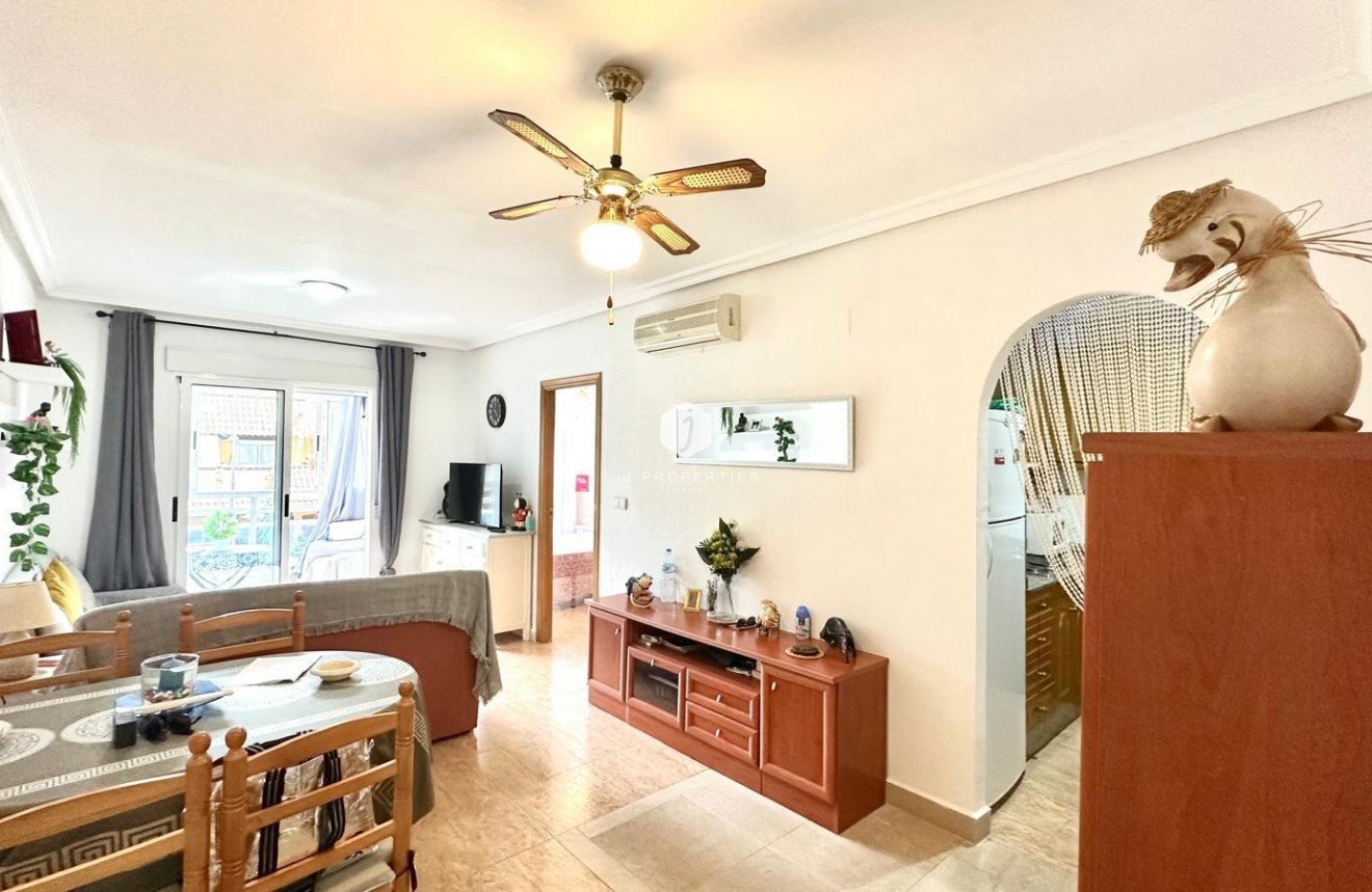 Tweedehands - Appartement / flat -
Torrevieja - Playa del Cura