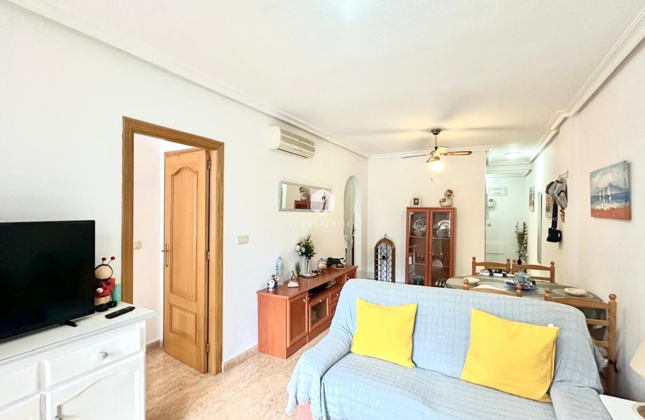 Tweedehands - Appartement / flat -
Torrevieja - Playa del Cura