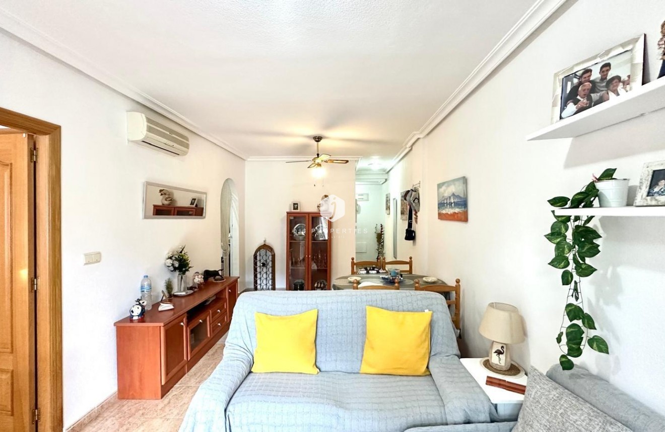 Tweedehands - Appartement / flat -
Torrevieja - Playa del Cura