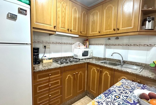 Tweedehands - Appartement / flat -
Torrevieja - Playa del Cura