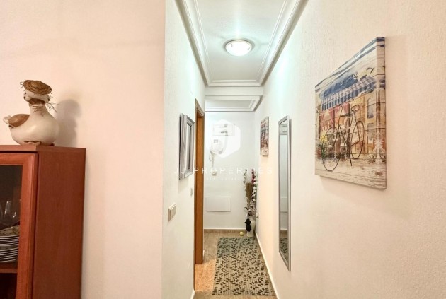 Tweedehands - Appartement / flat -
Torrevieja - Playa del Cura