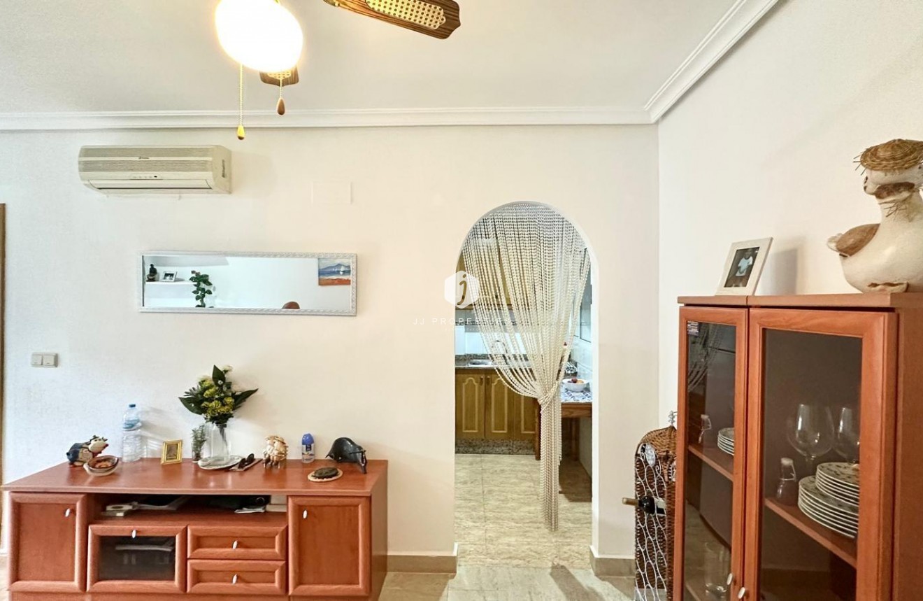 Tweedehands - Appartement / flat -
Torrevieja - Playa del Cura