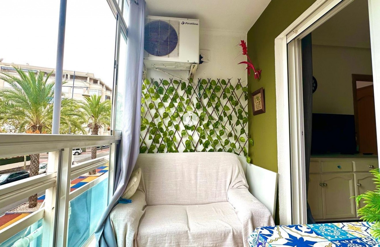 Tweedehands - Appartement / flat -
Torrevieja - Playa del Cura