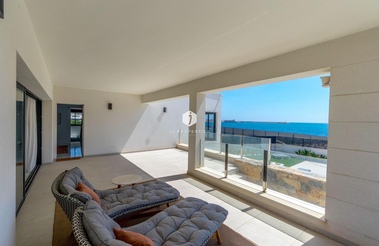 Tweedehands - Villa -
Torrevieja - La veleta