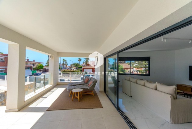 Tweedehands - Villa -
Torrevieja - La veleta