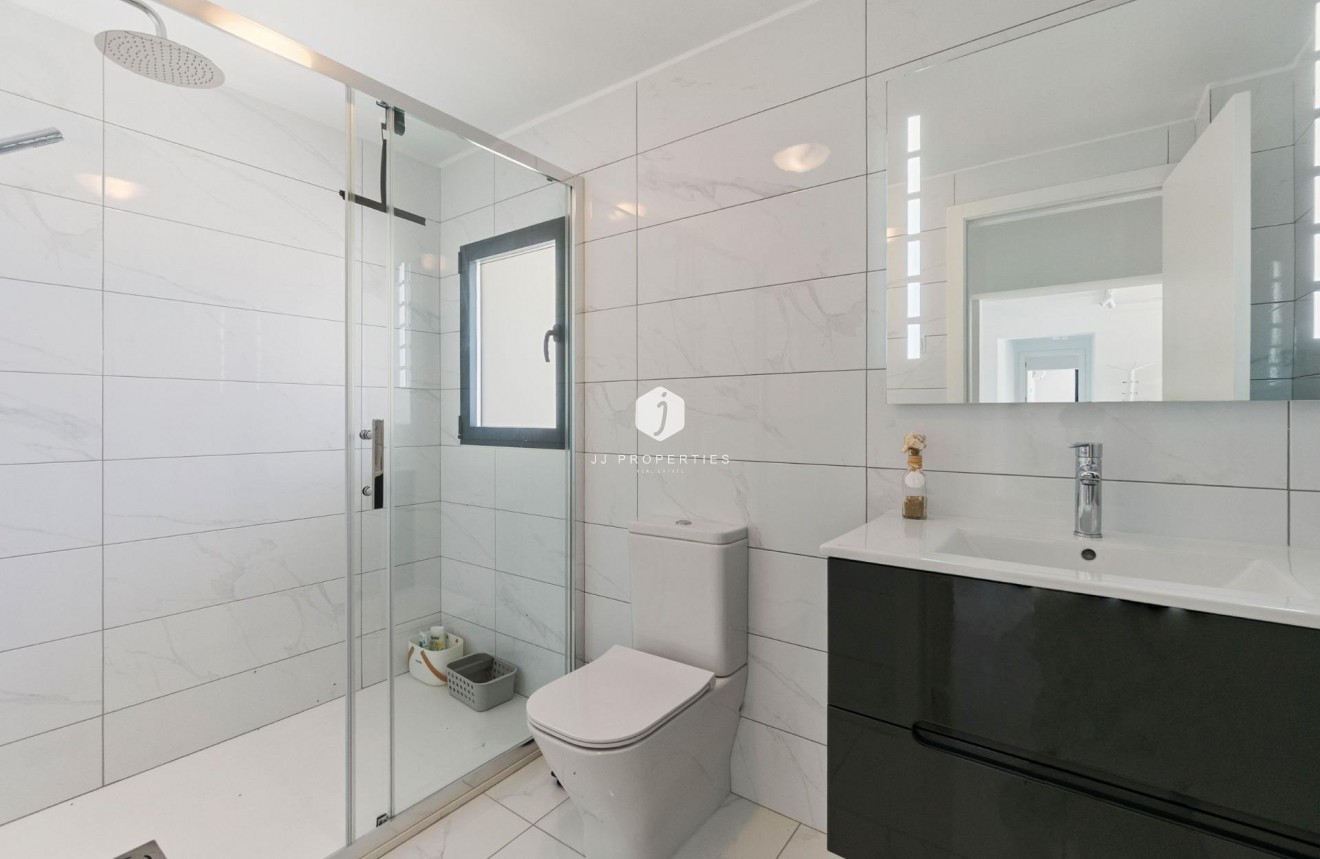 Tweedehands - Villa -
Torrevieja - La veleta