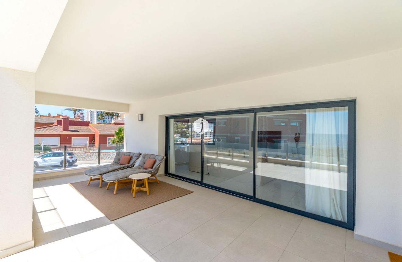 Tweedehands - Villa -
Torrevieja - La veleta