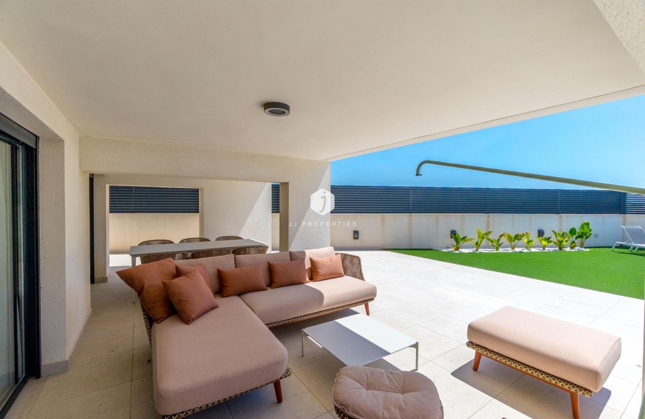 Tweedehands - Villa -
Torrevieja - La veleta