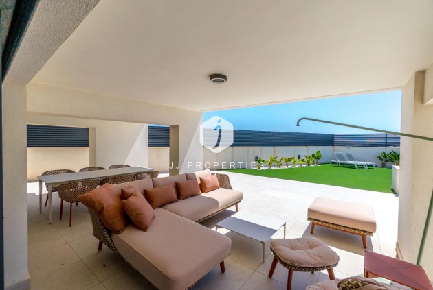 Tweedehands - Villa -
Torrevieja - La veleta