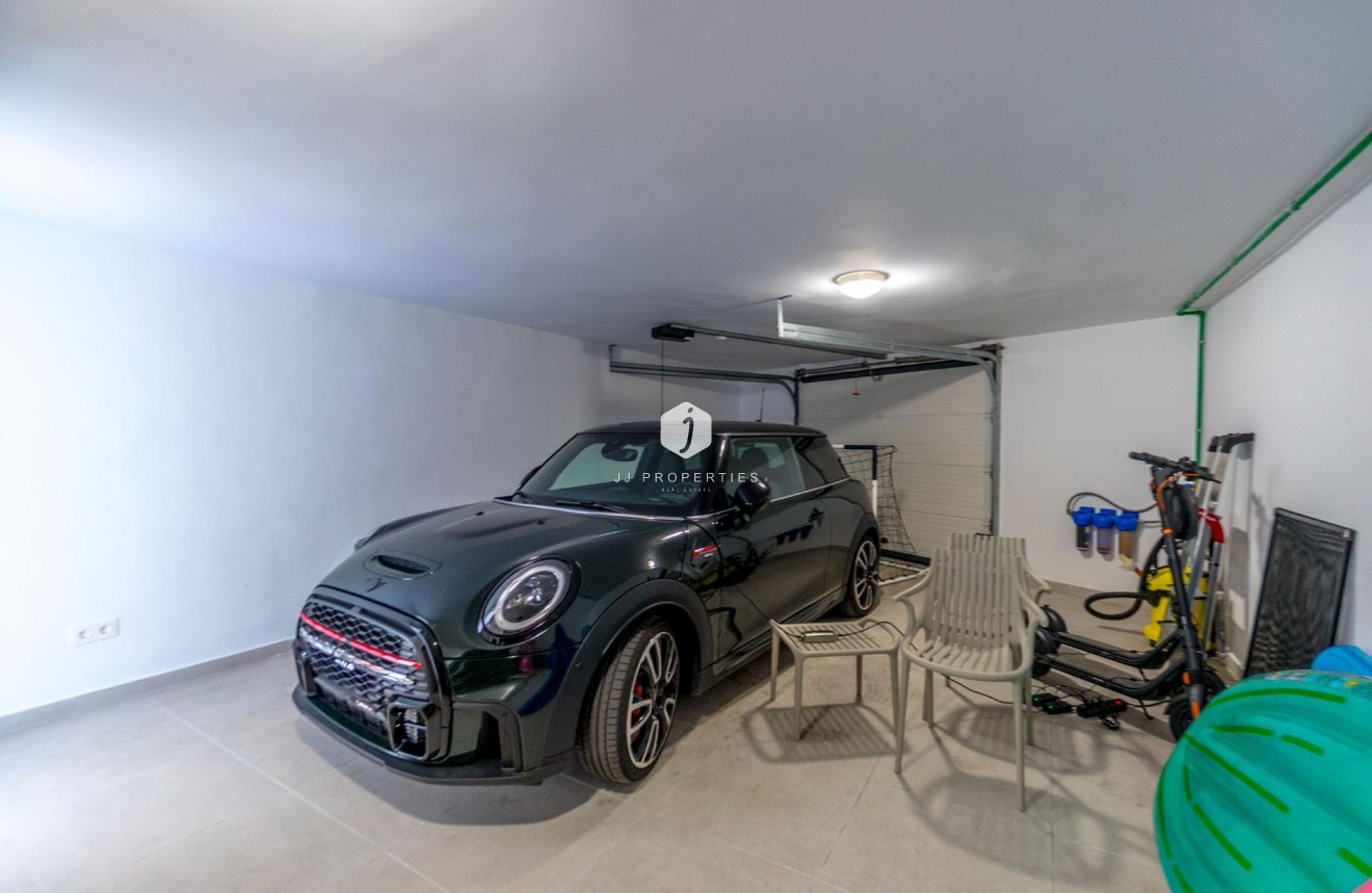 Tweedehands - Villa -
Torrevieja - La veleta