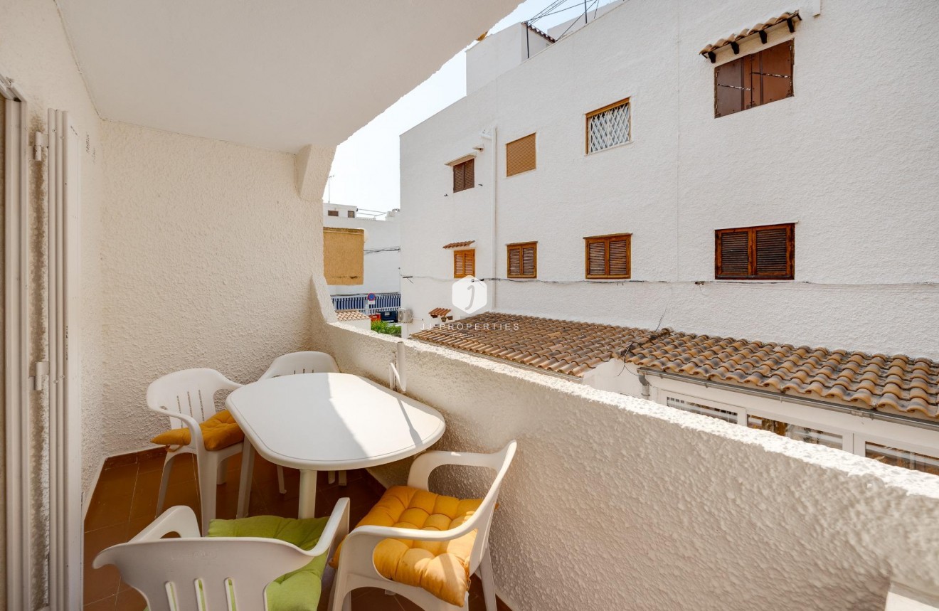 Tweedehands - Appartement / flat -
Torrevieja - La Mata