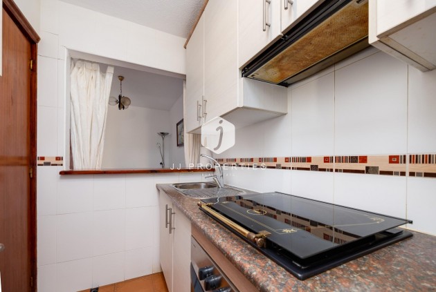 Tweedehands - Appartement / flat -
Torrevieja - La Mata