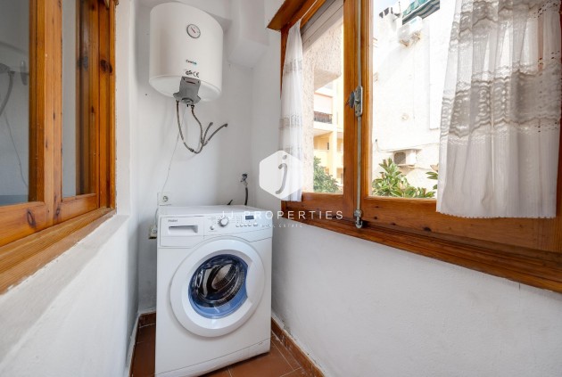 Tweedehands - Appartement / flat -
Torrevieja - La Mata