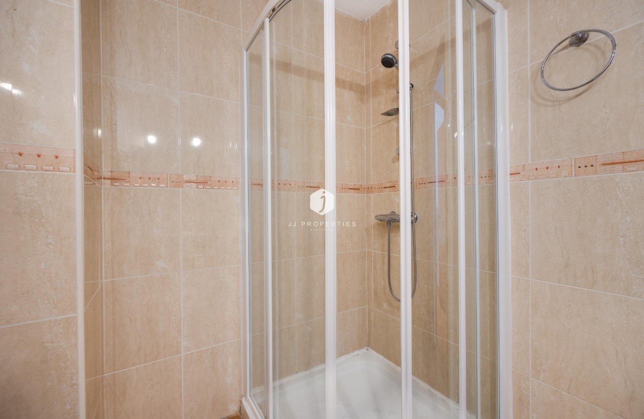 Tweedehands - Appartement / flat -
Torrevieja - La Mata