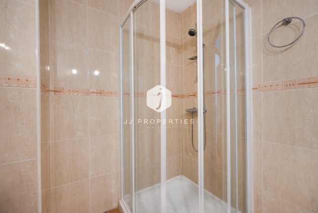 Tweedehands - Appartement / flat -
Torrevieja - La Mata