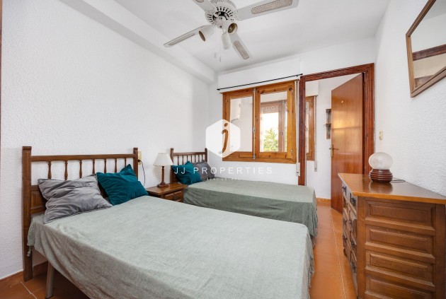 Tweedehands - Appartement / flat -
Torrevieja - La Mata