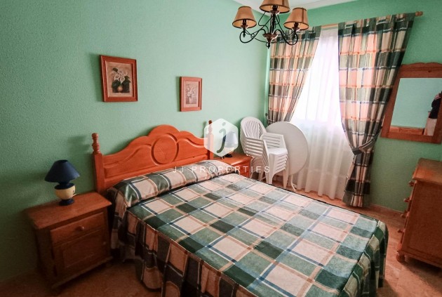 Tweedehands - Bungalow -
Torrevieja - Parque Acuático - Sector 25