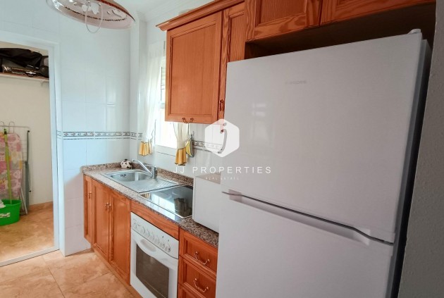 Tweedehands - Bungalow -
Torrevieja - Parque Acuático - Sector 25