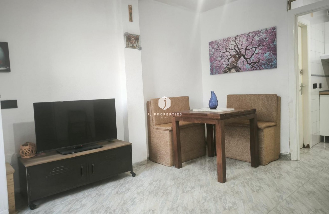 Segunda mano - Chalet -
Torrevieja - Doña ines