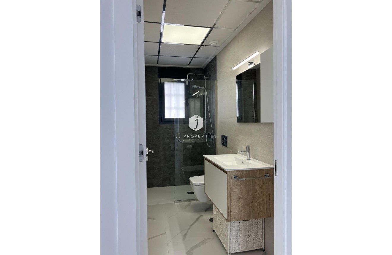 Segunda mano - Bungalow -
San Miguel de Salinas - Las Colinas