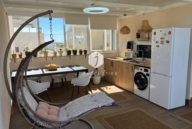 Segunda mano - Bungalow -
San Miguel de Salinas - Las Colinas