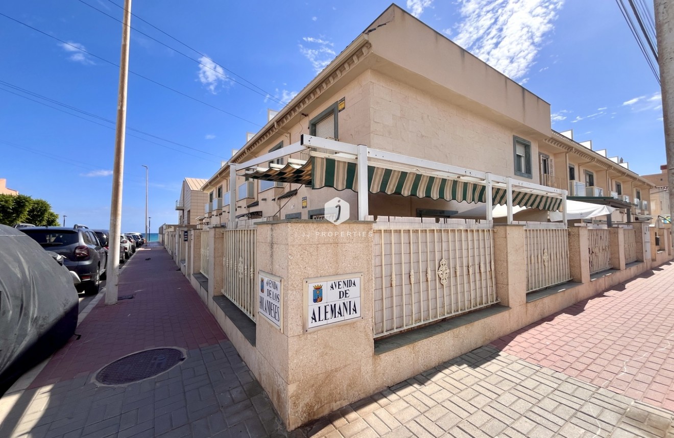 Tweedehands - Chalet -
La Mata - Costa Blanca