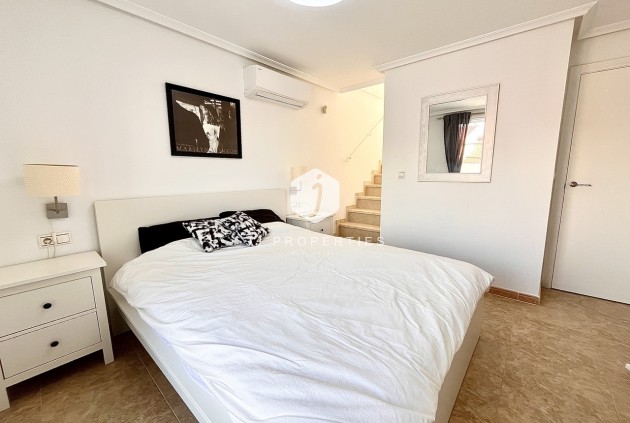 Tweedehands - Chalet -
La Mata - Costa Blanca