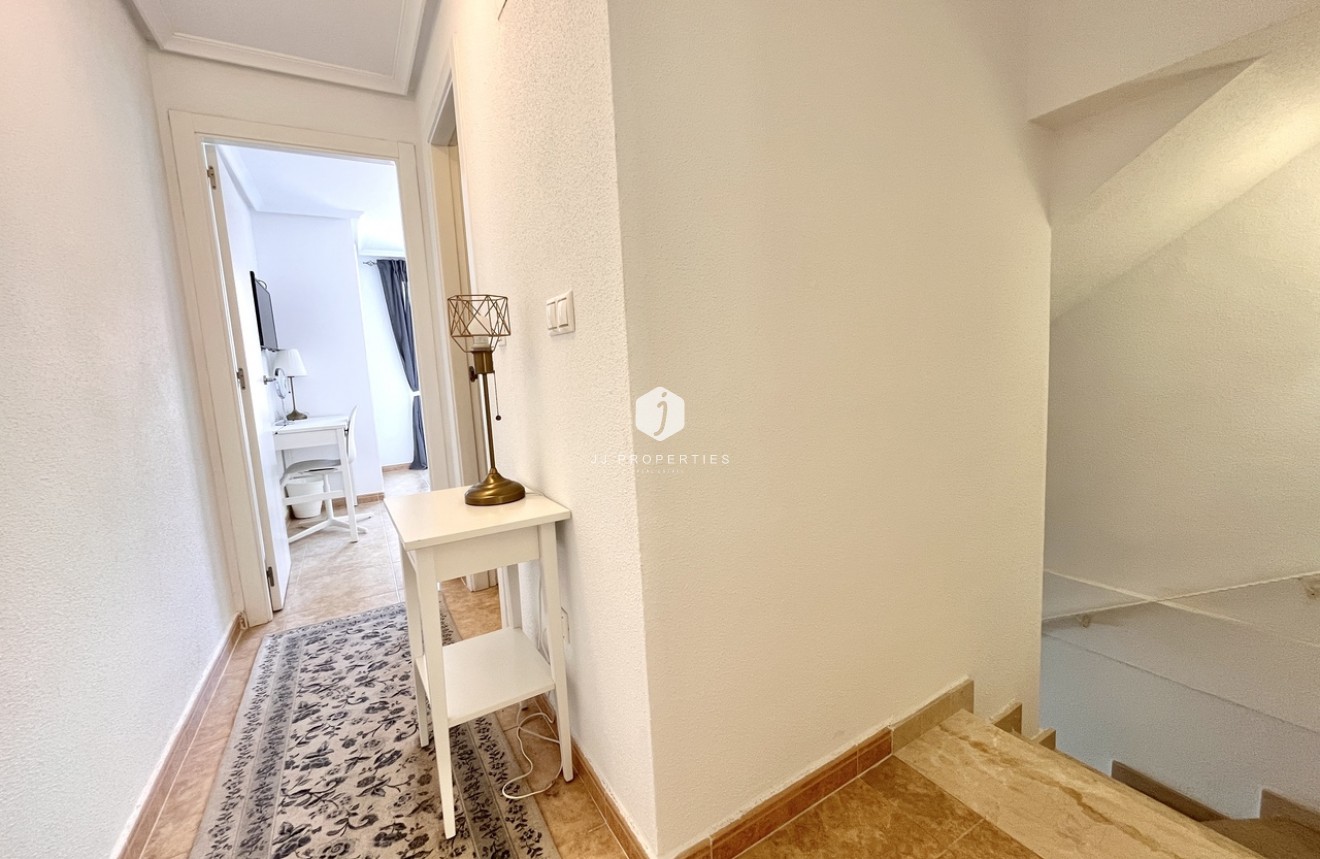 Tweedehands - Chalet -
La Mata - Costa Blanca