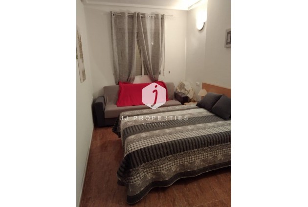 Tweedehands - Appartement / flat -
Torrevieja - Parque Acuático - Sector 25