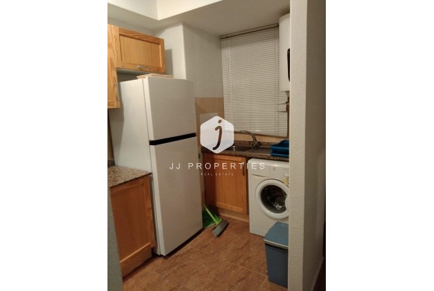 Tweedehands - Appartement / flat -
Torrevieja - Parque Acuático - Sector 25