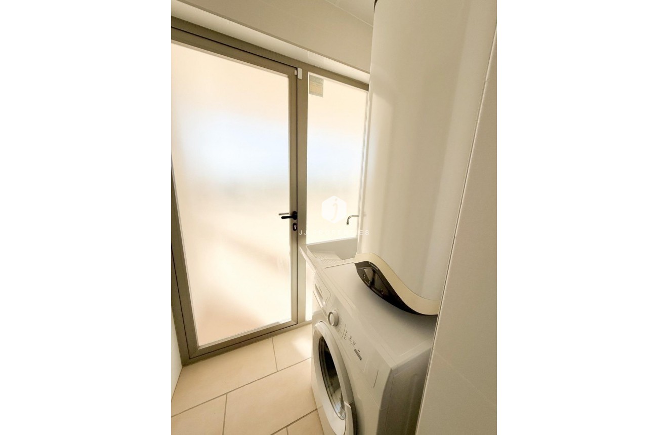 Tweedehands - Appartement / flat -
Orihuela Costa - La Zenia