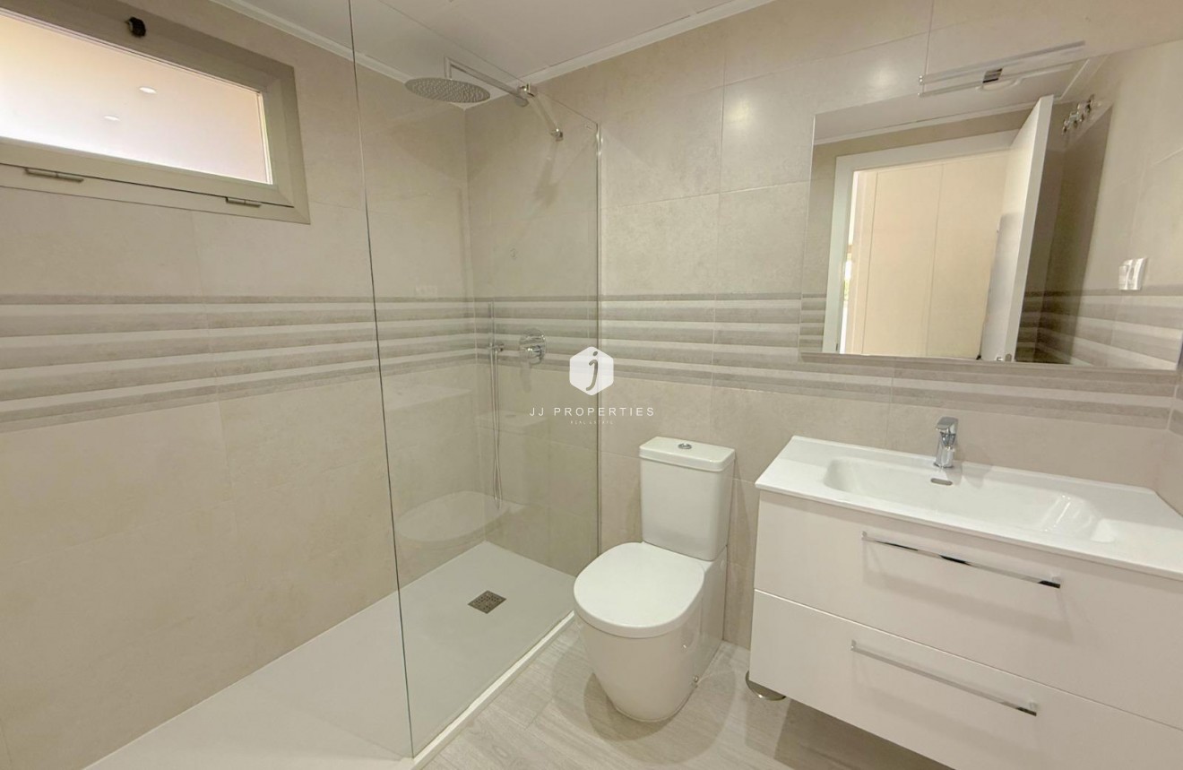 Tweedehands - Appartement / flat -
Orihuela Costa - La Zenia