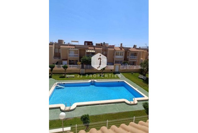 Segunda mano - Ático -
Torrevieja - Auguas Neuvas