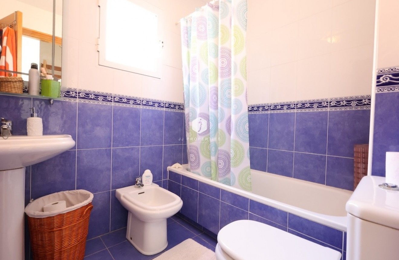 Tweedehands - Appartement / flat -
Campoamor - Costa Blanca