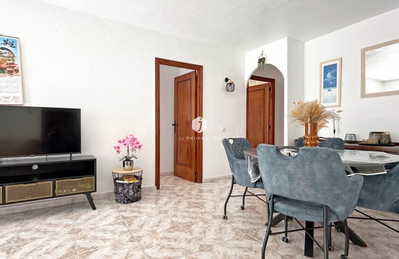 Tweedehands - Appartement / flat -
Torrevieja - Costa Blanca