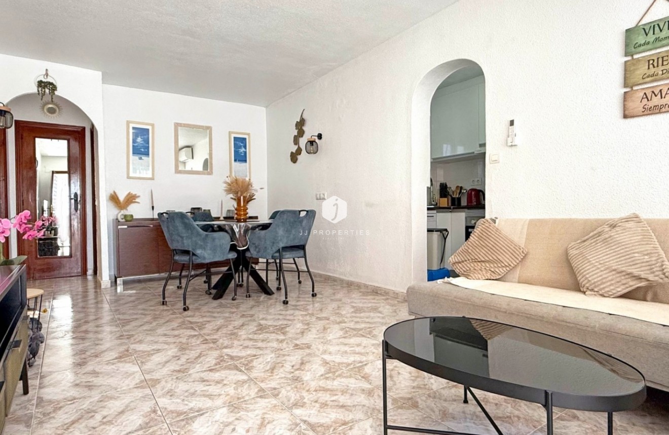 Tweedehands - Appartement / flat -
Torrevieja - Costa Blanca