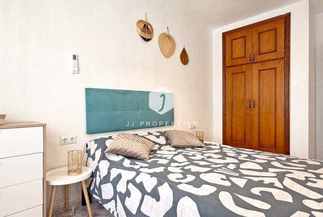 Tweedehands - Appartement / flat -
Torrevieja - Costa Blanca