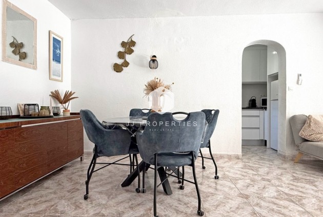 Tweedehands - Appartement / flat -
Torrevieja - Costa Blanca