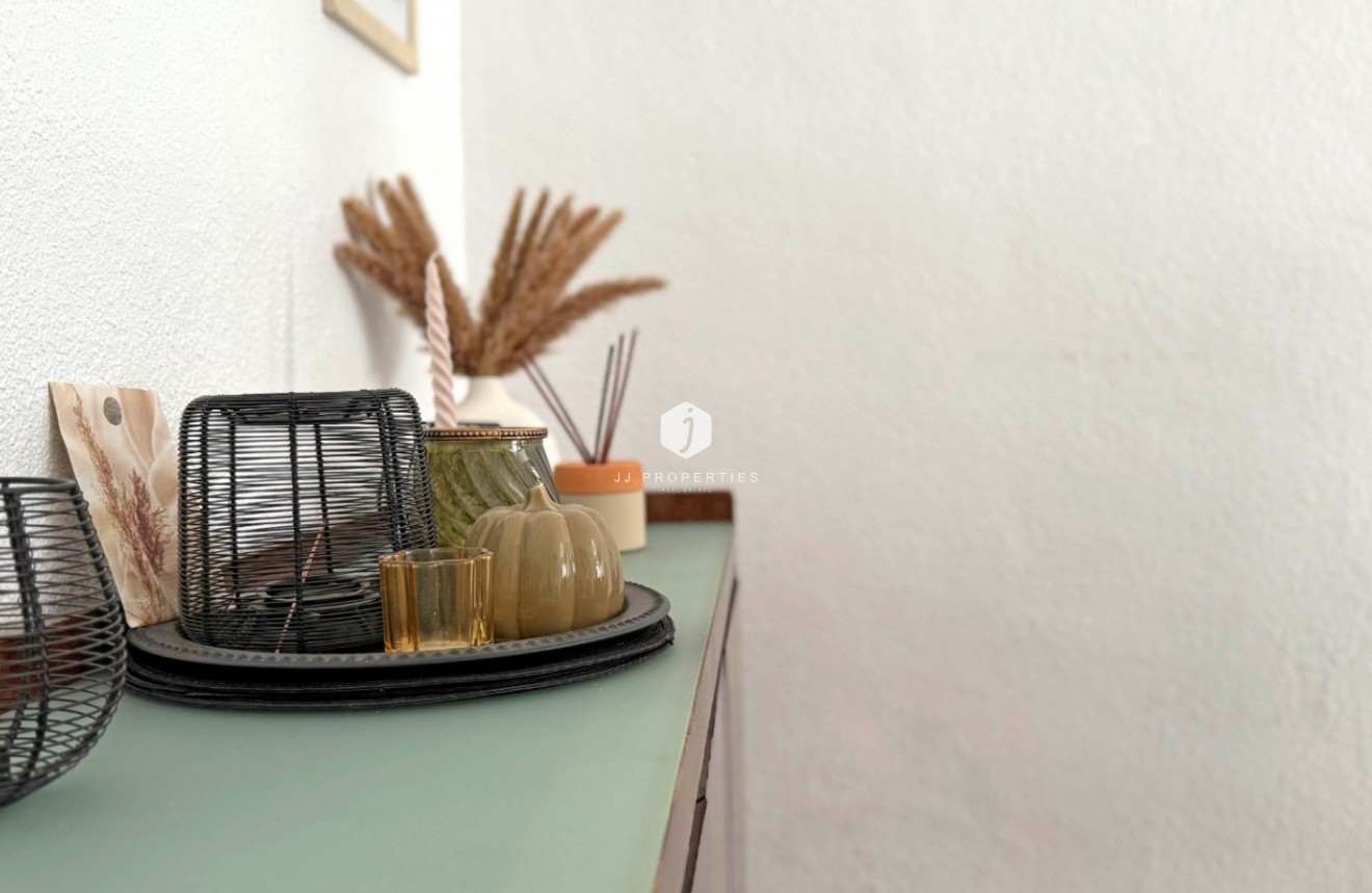 Tweedehands - Appartement / flat -
Torrevieja - Costa Blanca