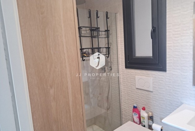 Segunda mano - Apartamento / piso -
Playa Flamenca - Costa Blanca