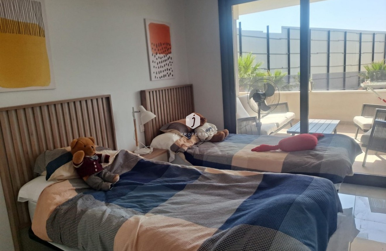 Segunda mano - Apartamento / piso -
Playa Flamenca - Costa Blanca