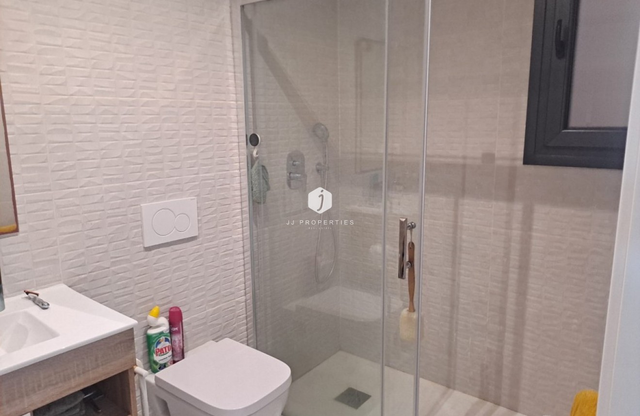 Segunda mano - Apartamento / piso -
Playa Flamenca - Costa Blanca