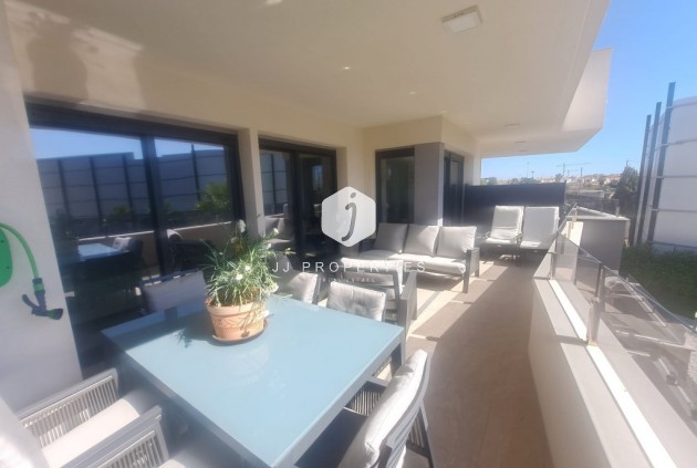 Segunda mano - Apartamento / piso -
Playa Flamenca - Costa Blanca