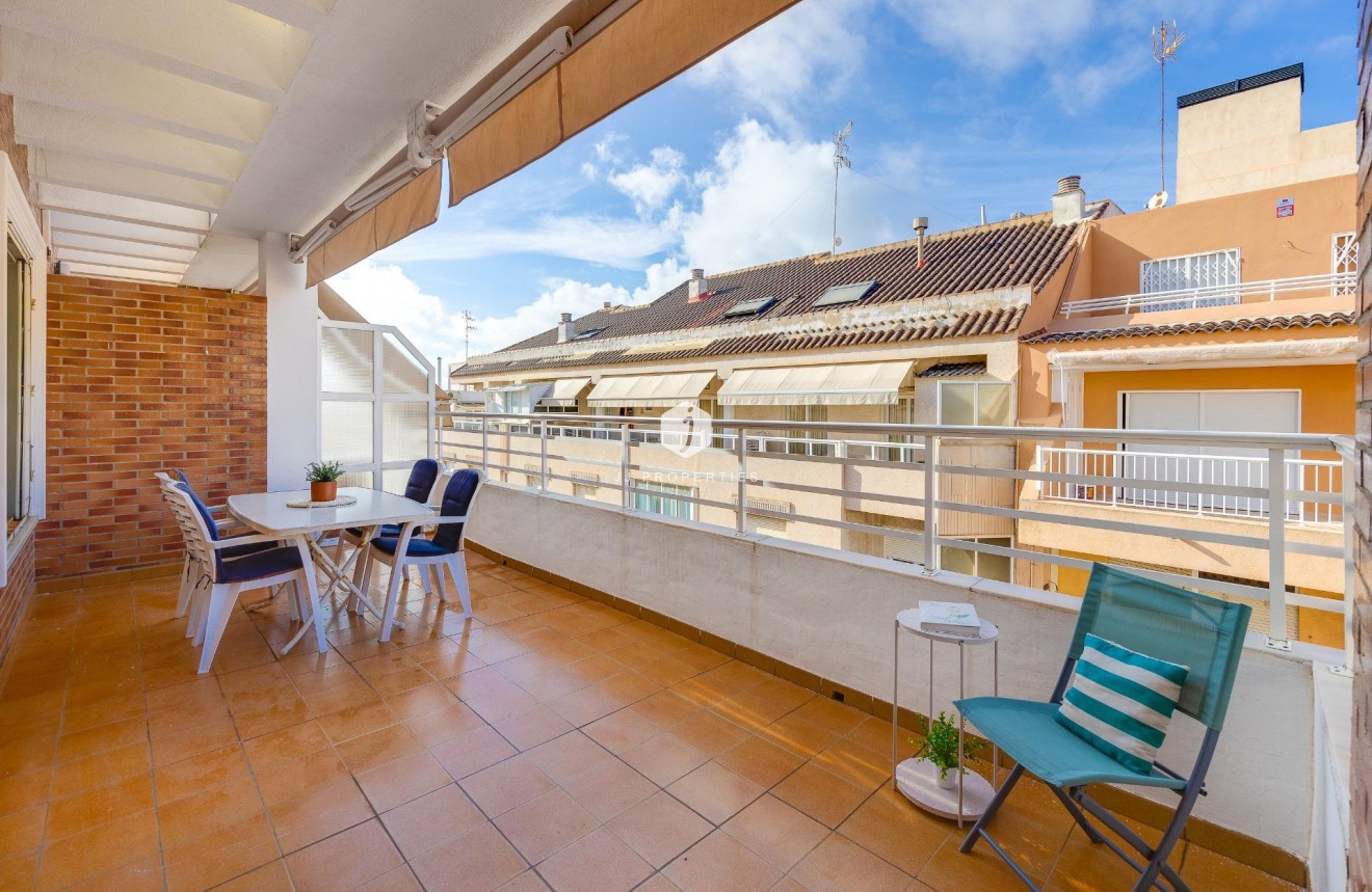 Tweedehands - Penthouse -
Torrevieja - Paseo maritimo