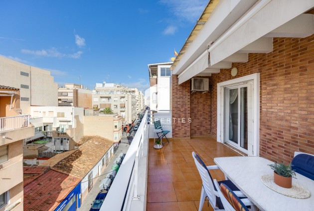 Tweedehands - Penthouse -
Torrevieja - Paseo maritimo