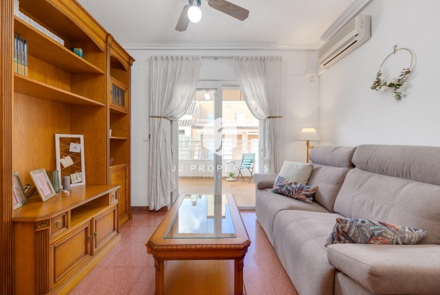 Tweedehands - Penthouse -
Torrevieja - Paseo maritimo