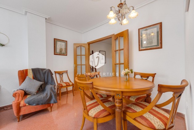 Tweedehands - Penthouse -
Torrevieja - Paseo maritimo