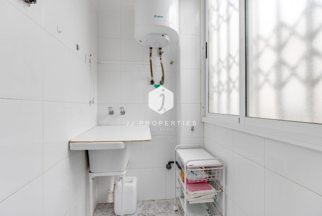 Tweedehands - Penthouse -
Torrevieja - Paseo maritimo