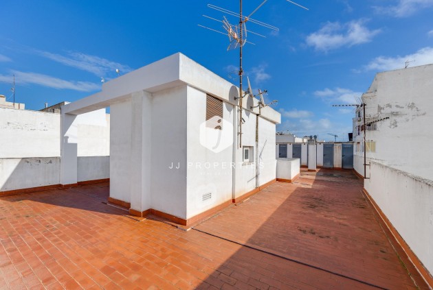 Tweedehands - Penthouse -
Torrevieja - Paseo maritimo